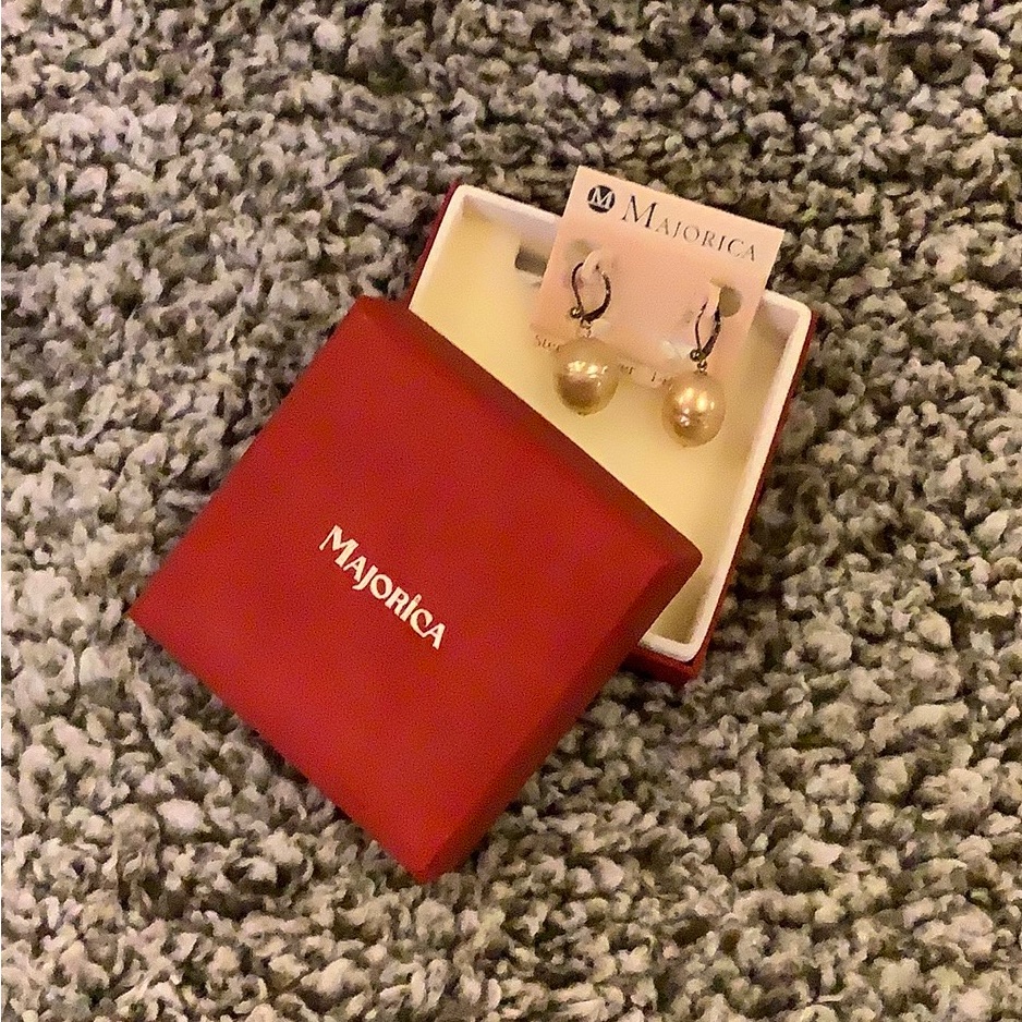 Majorica Gold Pearl Drop Earrings - Gold 55$